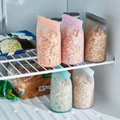 Reusable Zip Top Food Storage Cup - 710ml - Lavender -Home Essentials Shop pic 10092 3 62c57c1701311