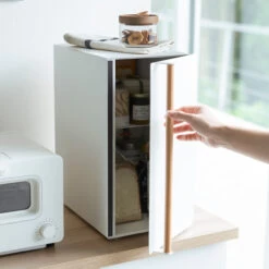 Vertical Bread Bin -Home Essentials Shop pic 10384 3 634e519c64c15