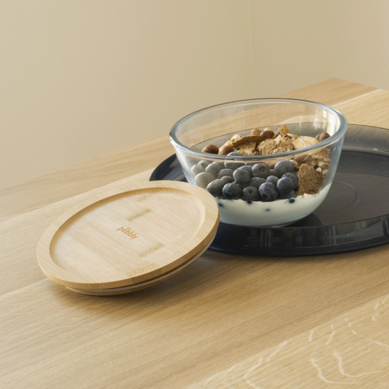 Glass Mixing Bowl With Bamboo Lid - 770ml 1 Glass Mixing Bowl With Bamboo Lid - 770ml