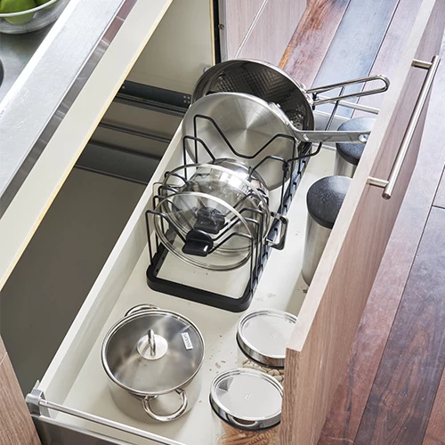 Extendable Pan Lid And Frying Pan Organiser - White 4 Extendable Pan Lid And Frying Pan Organiser - White - Image 4