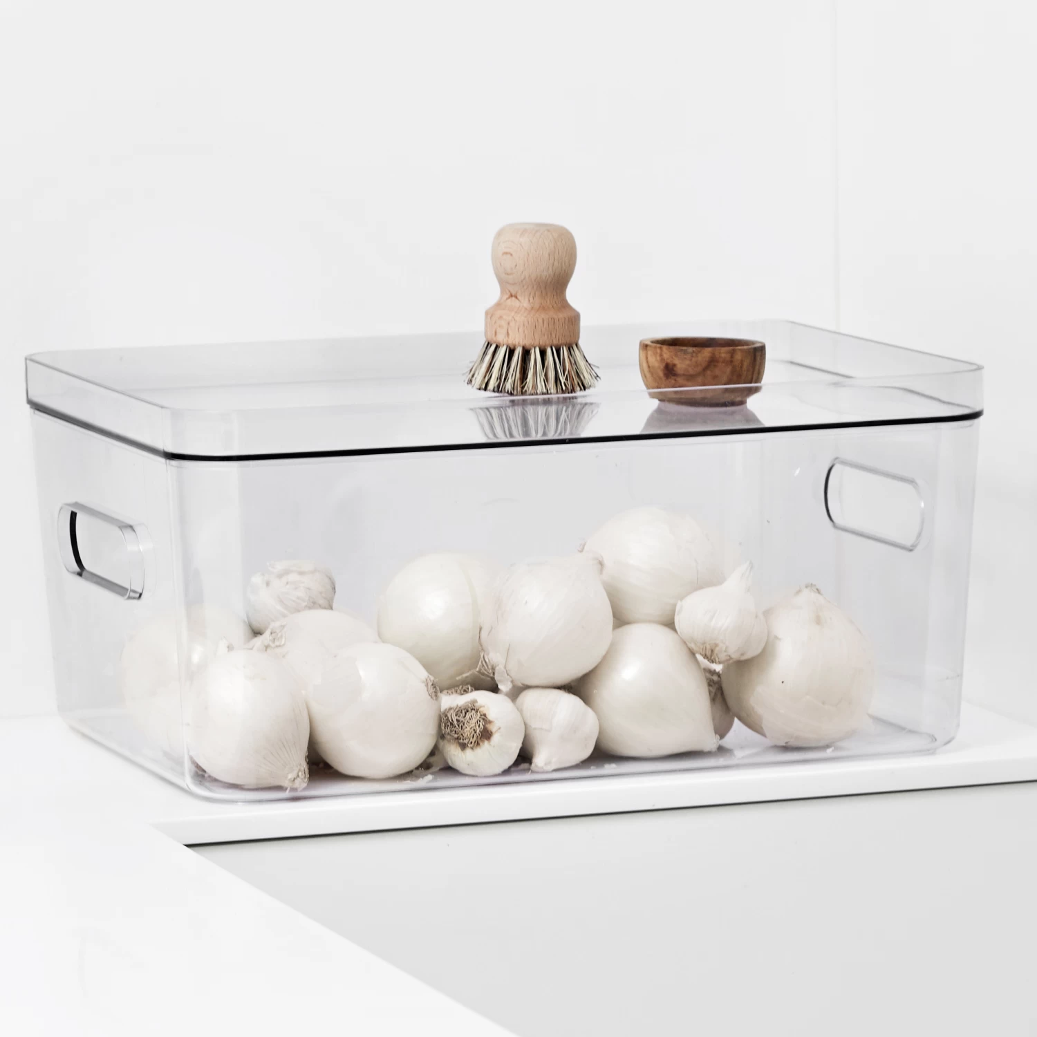 Stacking Lidded Fridge Storage Box - Large - Clear 5 Stacking Lidded Fridge Storage Box - Large - Clear - Image 5