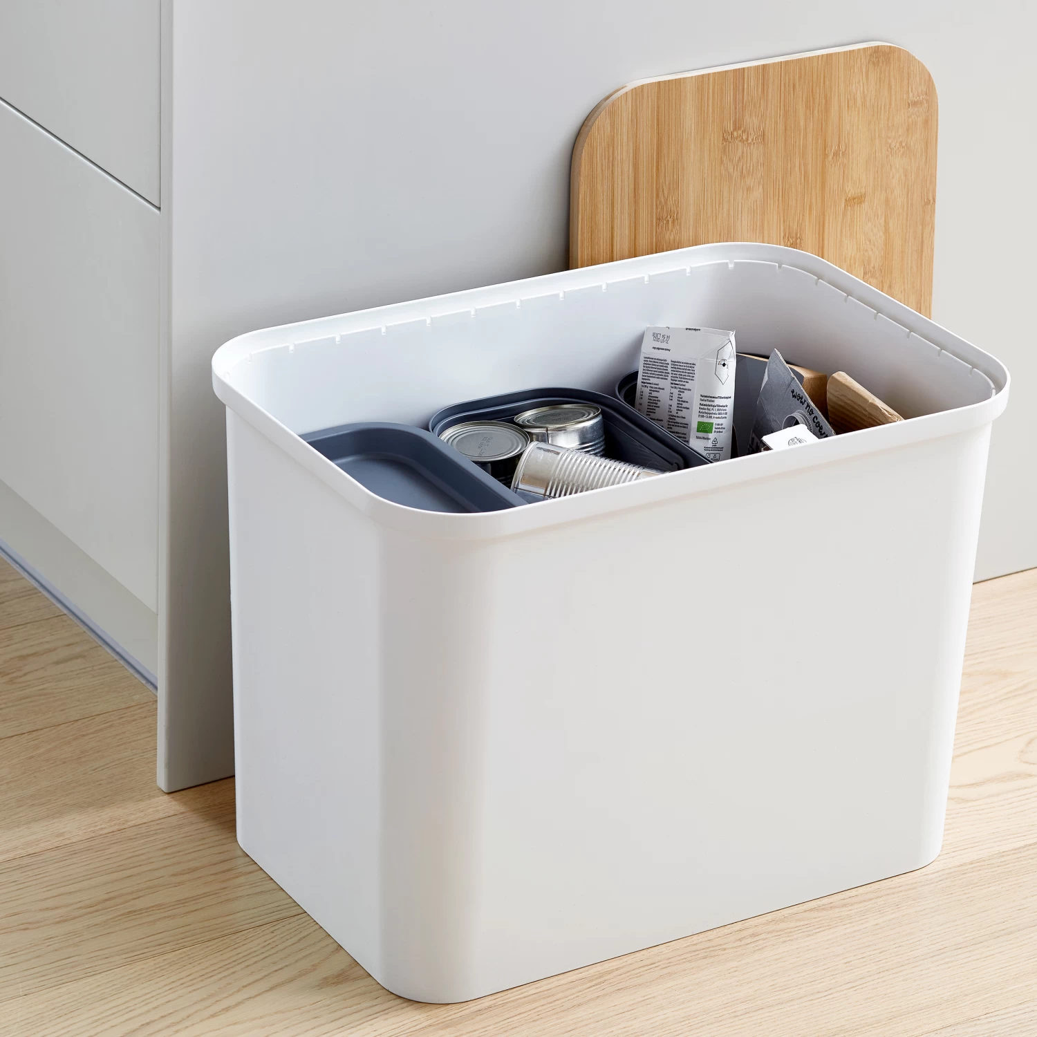 Smartstore Collect Recycling Bin - Black With Birch Lid 3 Smartstore Collect Recycling Bin - Black With Birch Lid - Image 3